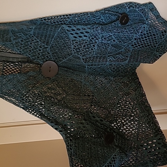 Ladies Turquoise and Black Lace Cover-up Top Large - Picture 5 of 6